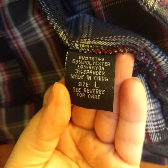 Large Wet Seal Plaid Jacket - Picture 5 of 5